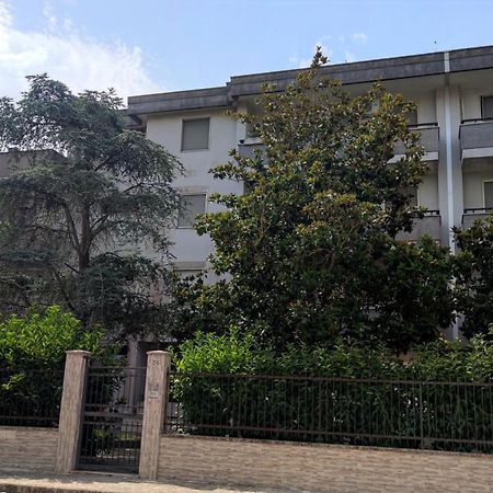 Casa Di Gigi- Comodo Appartamento In Galatina Buitenkant foto