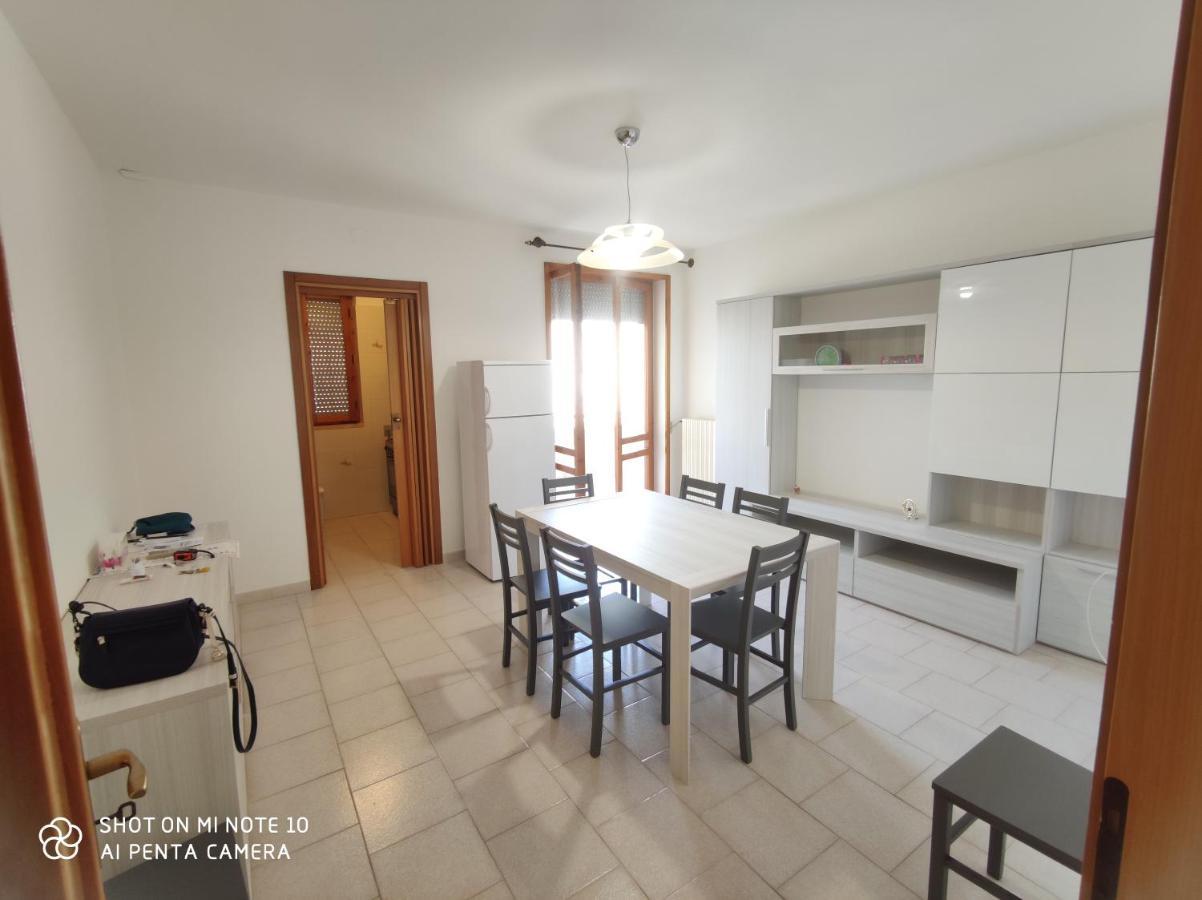 Casa Di Gigi- Comodo Appartamento In Galatina Buitenkant foto