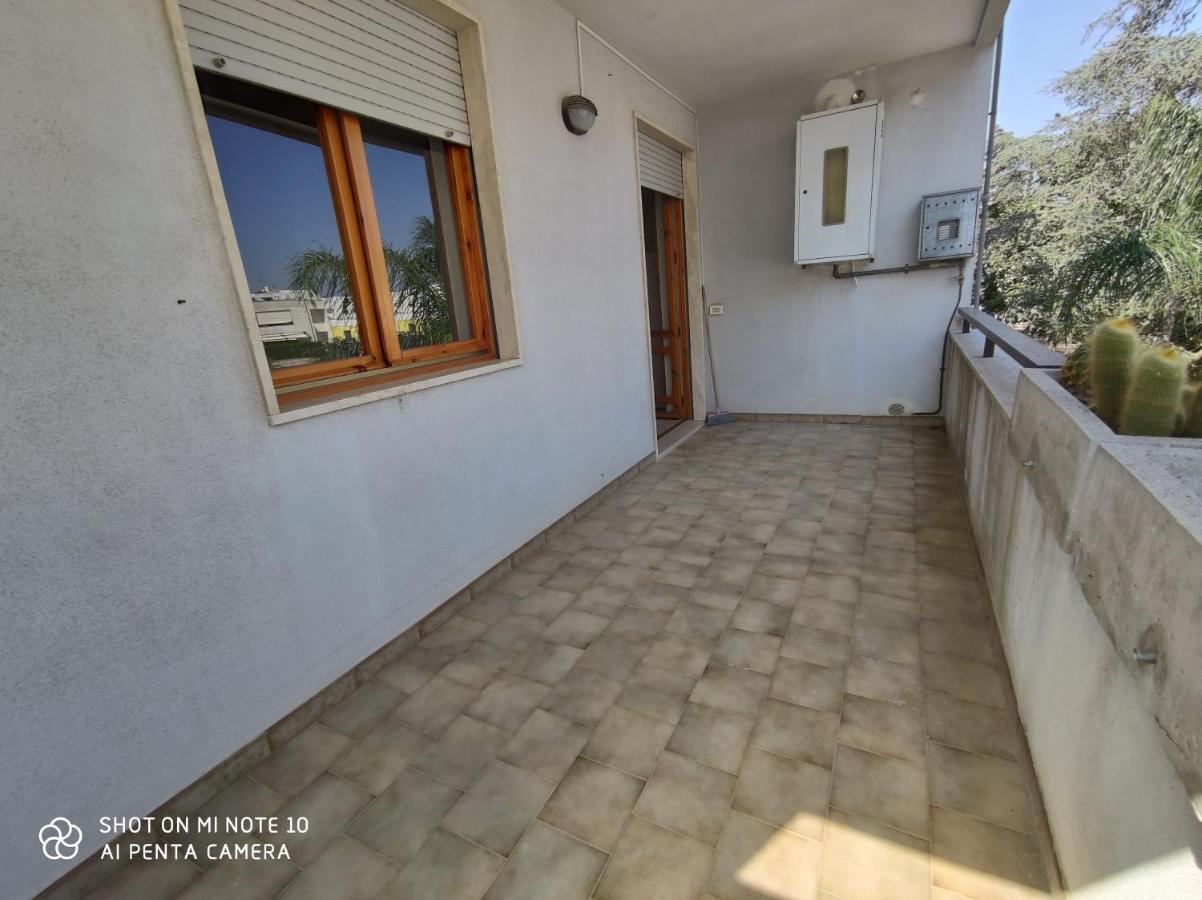 Casa Di Gigi- Comodo Appartamento In Galatina Buitenkant foto