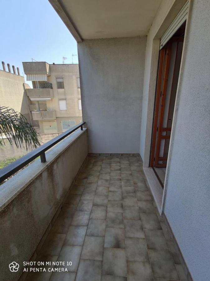 Casa Di Gigi- Comodo Appartamento In Galatina Buitenkant foto