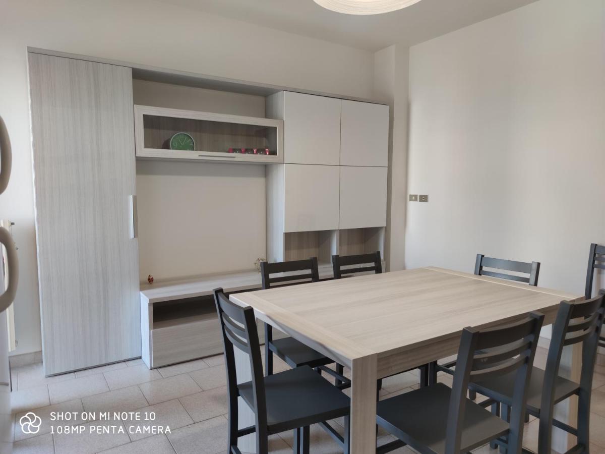 Casa Di Gigi- Comodo Appartamento In Galatina Buitenkant foto