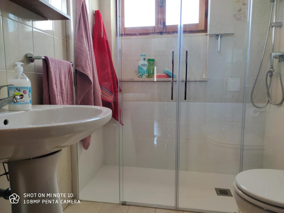 Casa Di Gigi- Comodo Appartamento In Galatina Buitenkant foto
