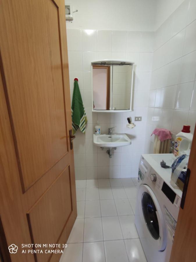 Casa Di Gigi- Comodo Appartamento In Galatina Buitenkant foto