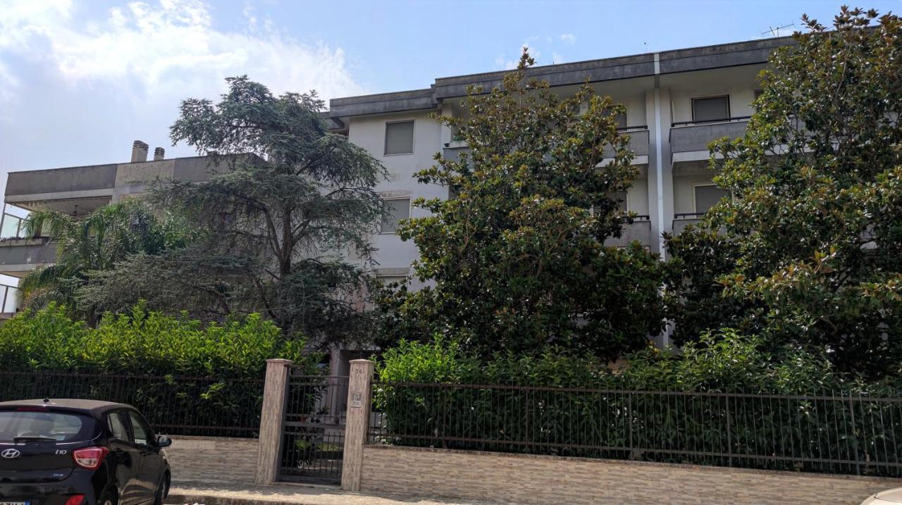 Casa Di Gigi- Comodo Appartamento In Galatina Buitenkant foto