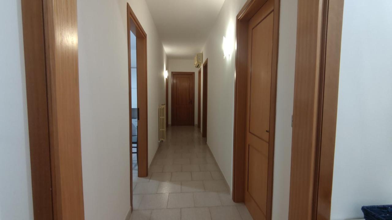Casa Di Gigi- Comodo Appartamento In Galatina Buitenkant foto